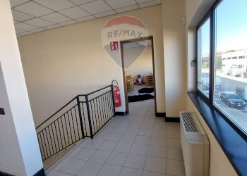 Ricezione / Lobby - Capannone cardano
 
34, Fidenza - foto 21