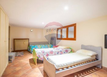 Camera / camera da letto - Casa semi indipendente Via Filippo Cuggiani
 
5, Fiumicino - foto 23