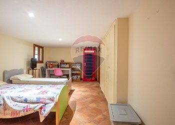 Camera / camera da letto - Casa semi indipendente Via Filippo Cuggiani
 
5, Fiumicino - foto 27