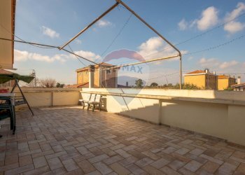 Terrazza - Casa semi indipendente Via Filippo Cuggiani
 
5, Fiumicino - foto 35