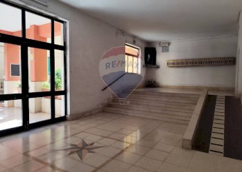 Ricezione / Lobby - Quadrilocale Via Vincenzo Gambardella, Torre Annunziata - foto 8