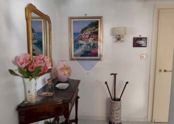 Hall / corridoio - Quadrilocale Via Vincenzo Gambardella, Torre Annunziata - foto 14