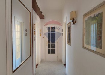 Hall / corridoio - Quadrilocale Via Vincenzo Gambardella, Torre Annunziata - foto 27