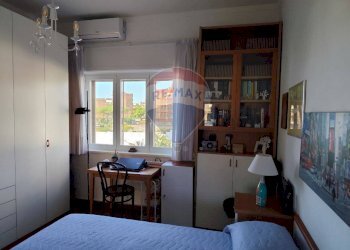 Camera / camera da letto - Quadrilocale Via Vincenzo Gambardella, Torre Annunziata - foto 40