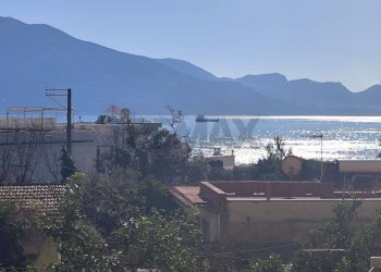 Vista delle montagne - Quadrilocale Via Vincenzo Gambardella, Torre Annunziata - foto 1