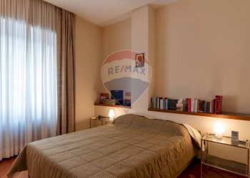 Foto 26 - Apartment Via Raffaele Morghen
 
41, Napoli - photo 25