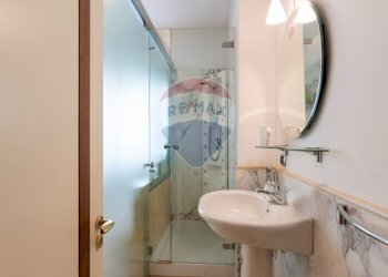 Foto 27 - Apartment Via Raffaele Morghen
 
41, Napoli - photo 26