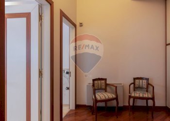 Foto 31 - Apartment Via Raffaele Morghen
 
41, Napoli - photo 30