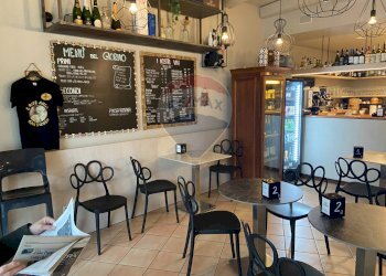 Sala da pranzo - Cafeteria - Cold Bar Via Bacchini
 
44, Fidenza - photo 9