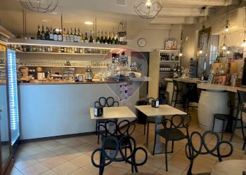 Cucina - Cafeteria - Cold Bar Via Bacchini
 
44, Fidenza - photo 13