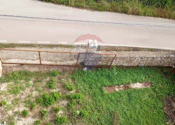 Giardino - Casa indipendente Santi Cosma e Damiano - foto 12