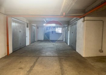 Parcheggio - Box via Oreste Lo Valvo
 
24/F, Palermo - foto 4