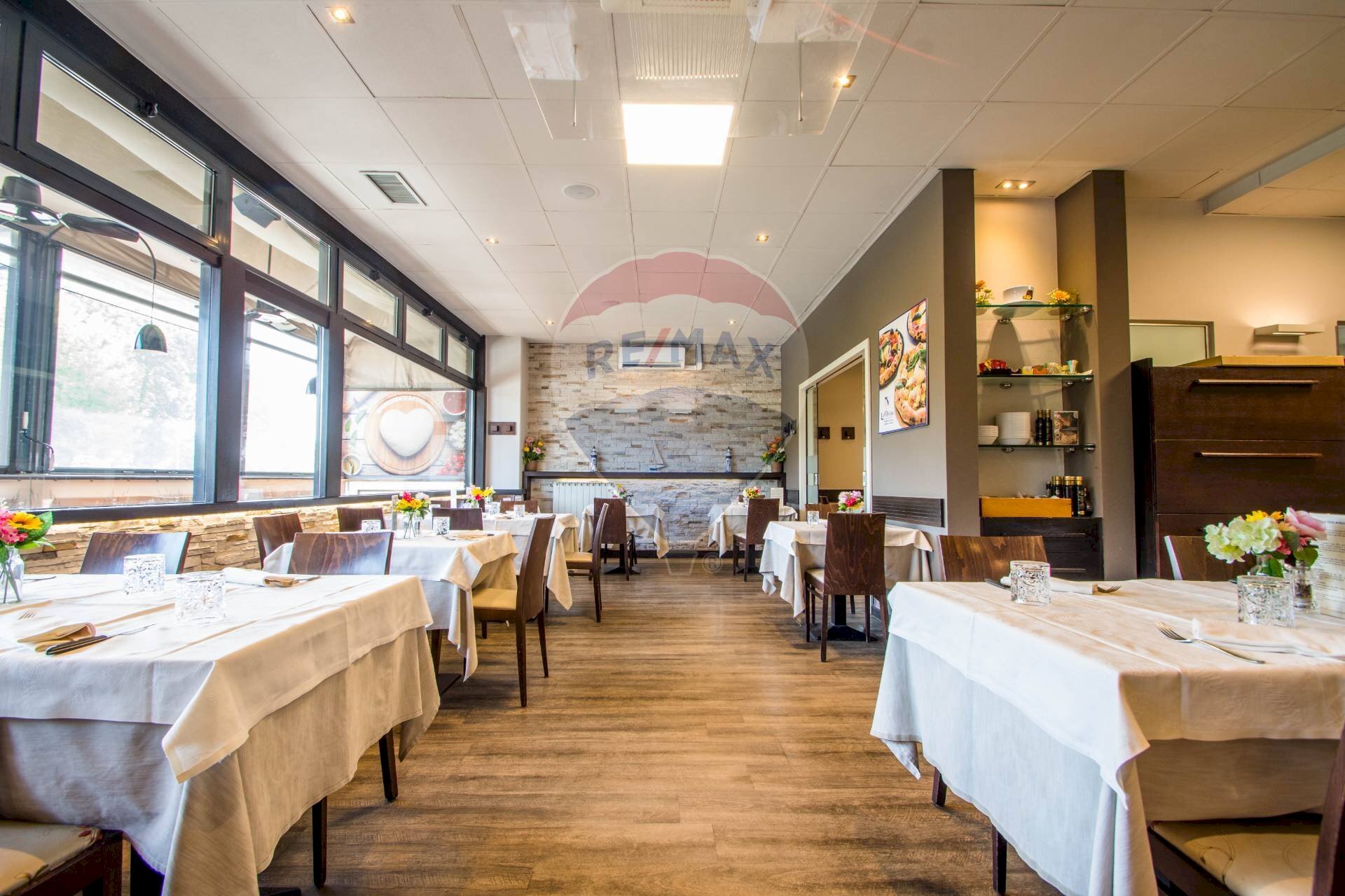 Sala da pranzo - Locale Commerciale Dormelletto - foto 2