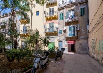 Edificio all\'aperto - Negozio Via Goethe
 
6-8-10-18, Palermo - foto 25