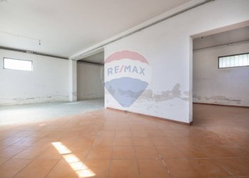 Stanza vuota - Villa Via Alfonso Della Valle
 
20, Cepagatti - foto 14