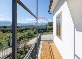 Balcone - Villa Via Alfonso Della Valle
 
20, Cepagatti - foto 17