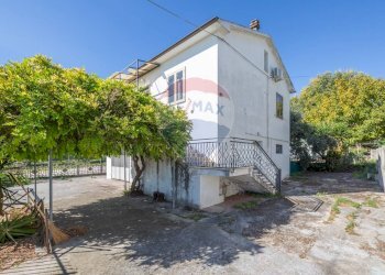 Casa all\'aperto - Villa Via Alfonso Della Valle
 
20, Cepagatti - foto 25