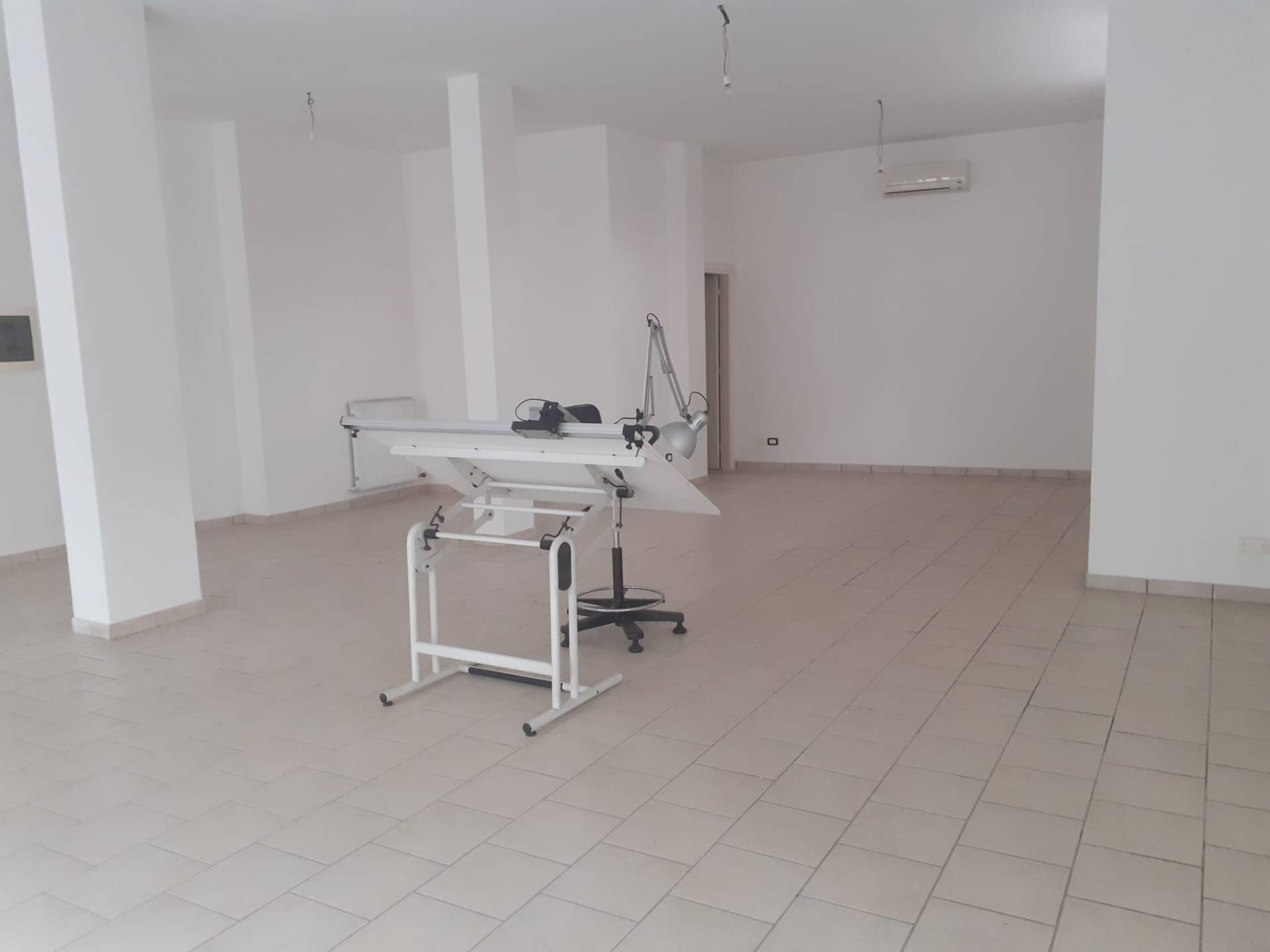 Locale - Attività Commerciale Via Maroncelli
 
8, Viareggio - foto 2