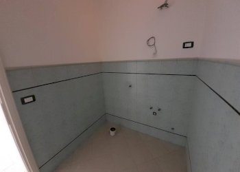 Bagno - Commercial Activity Via Maroncelli
 
8, Viareggio - photo 5