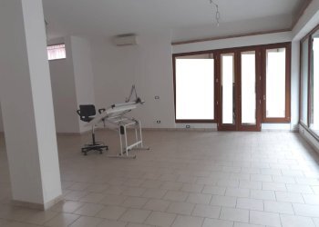 Locale - Commercial Activity Via Maroncelli
 
8, Viareggio - photo 9