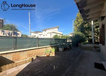 Foto 72 - Appartamento viale san lorenzo
 
76, Cave - foto 72