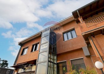 Edificio all\'aperto - Ufficio Via Civesio
 
3, San Giuliano Milanese - foto 5