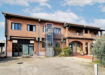 Casa all\'aperto - Ufficio Via Civesio
 
3, San Giuliano Milanese - foto 2