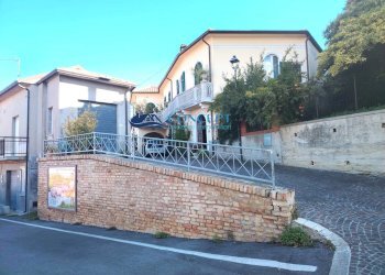 Foto 1 - Casa indipendente via della Stella
 
27, Sant'Omero - foto 1