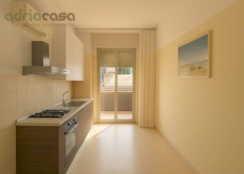 Foto 2 - Four-room apartment Viale Gramsci, Misano Adriatico - photo 2