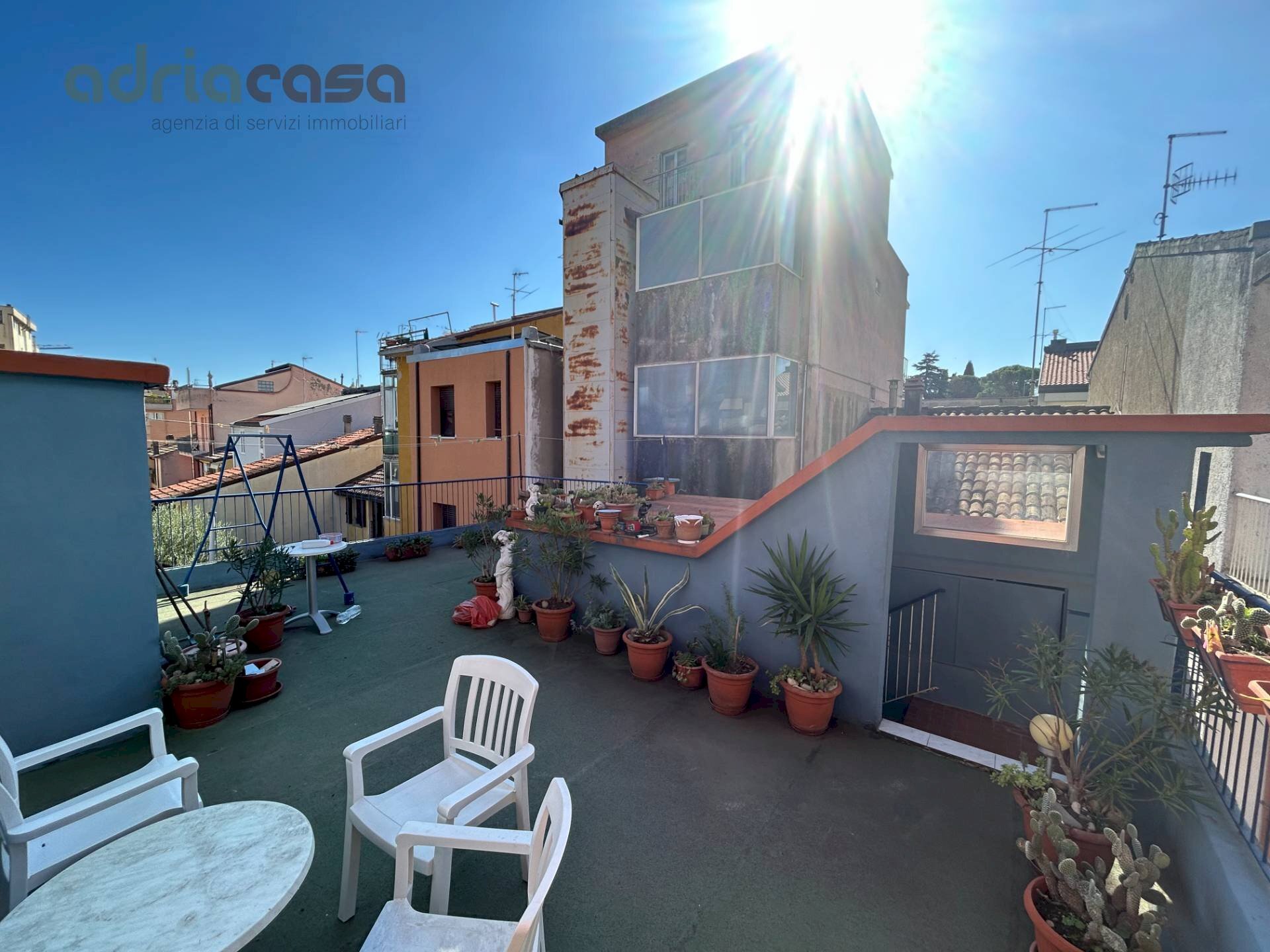 Foto 1 - Locale Commerciale Via Fiume, Cattolica - foto 1