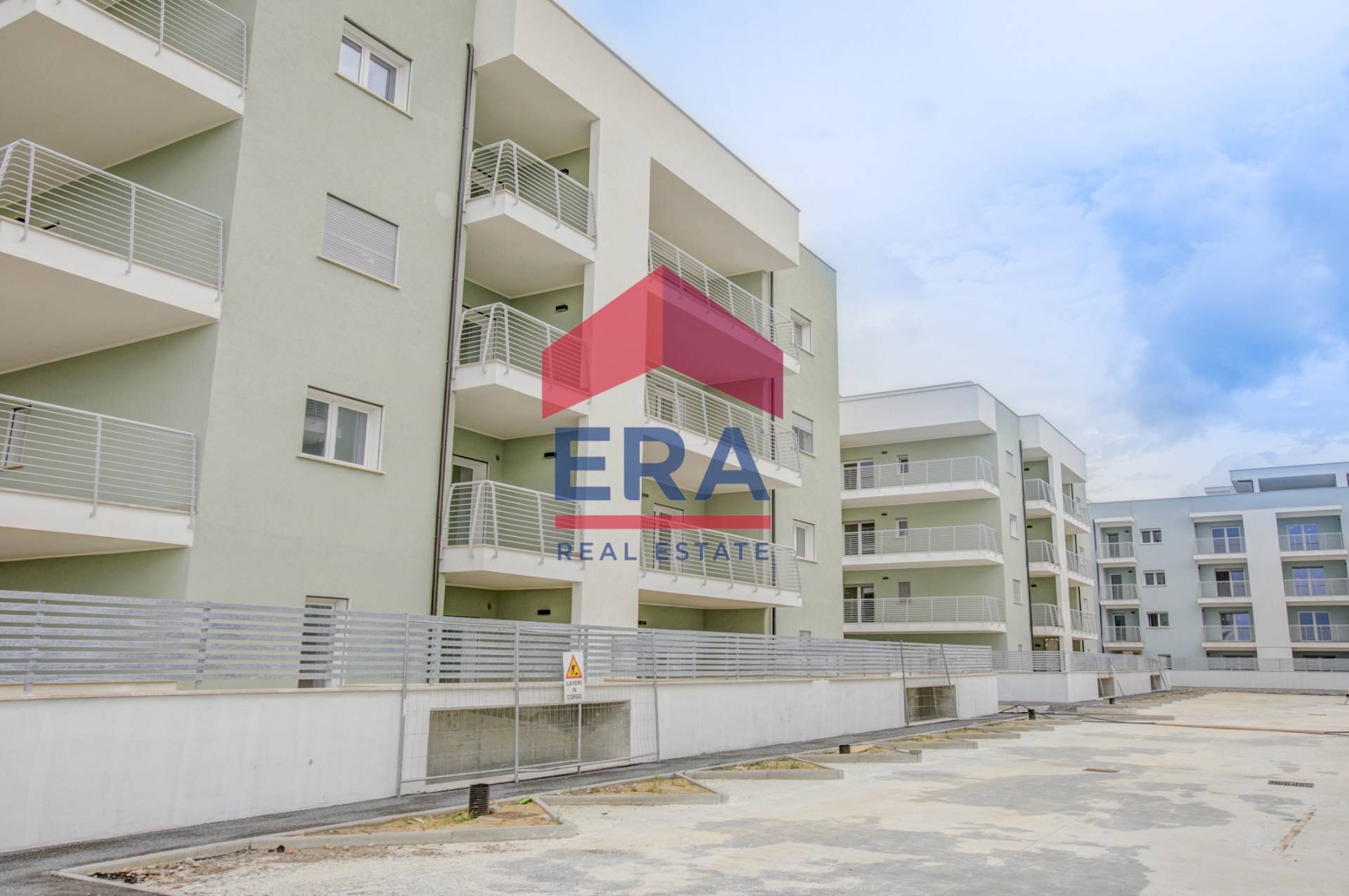 Foto 1 - Bilocale Via di Pratica Di Mare
 
snc, Pomezia - foto 1