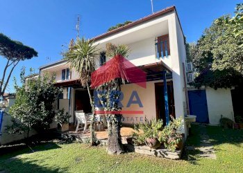 Foto 1 - Villa Via Falconara
 
29, Fiumicino - foto 1