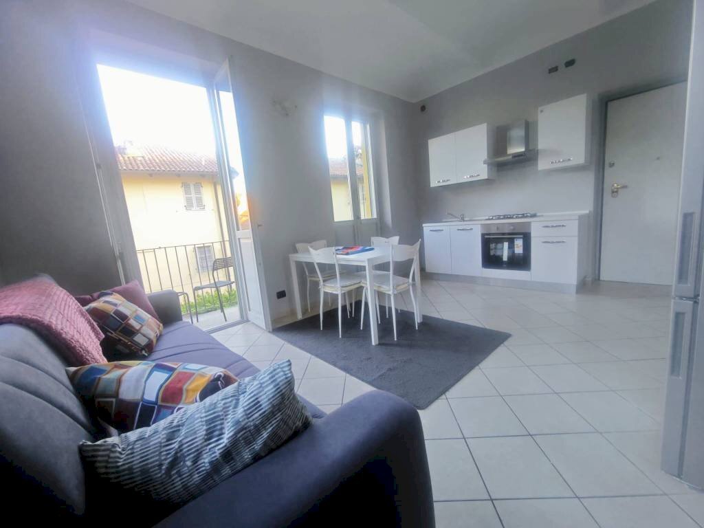 Salone - Bilocale via Niccola Gabiani, 19, Asti - foto 3