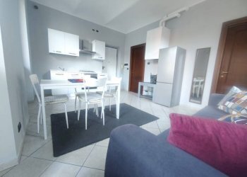 Salone - Bilocale via Niccola Gabiani, 19, Asti - foto 1