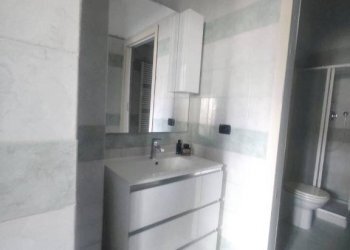 Bagno - Bilocale via Niccola Gabiani, 19, Asti - foto 10