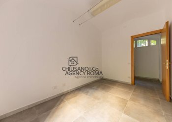 Foto 22 - Quadrilocale Piazza Dei Re Di Roma
 
3, Roma - foto 22