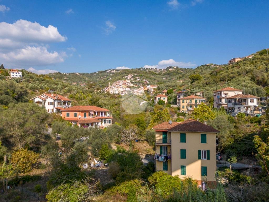 Quadrilocale Strada S. Benedetto, Imperia - foto 1