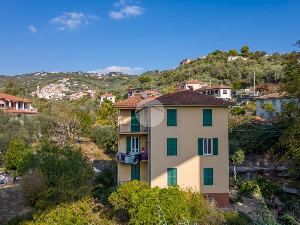 Quadrilocale Strada S. Benedetto, Imperia - foto 2