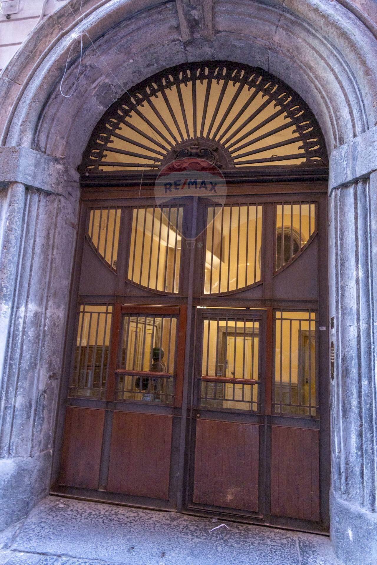 Edificio all\'aperto - Office via Sergente Maggiore
 
4, Napoli - photo 3