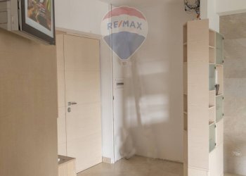 Stanza vuota - Quadrilocale Indipendenza
 
16, Casoria - foto 14