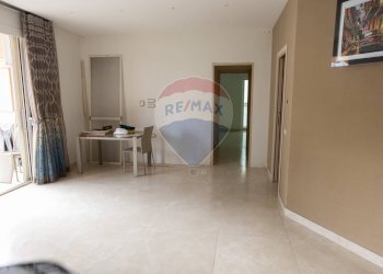 Stanza vuota - Quadrilocale Indipendenza
 
16, Casoria - foto 22