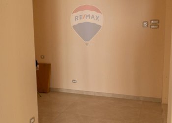 Stanza vuota - Quadrilocale Indipendenza
 
16, Casoria - foto 28