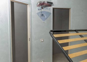 Camera / camera da letto - Quadrilocale Indipendenza
 
16, Casoria - foto 31