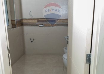Bagno - Quadrilocale Indipendenza
 
16, Casoria - foto 35