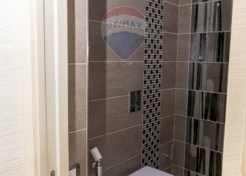 Bagno - Quadrilocale Indipendenza
 
16, Casoria - foto 46