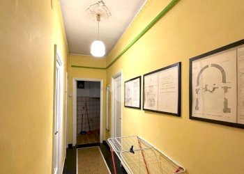 Monolocale Stradone di Sant'Agostino, Genova (zona Centro Storico) - foto 3