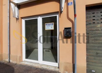 1.jpg - Locale Commerciale Via J. Berengario 35, Carpi - foto 1