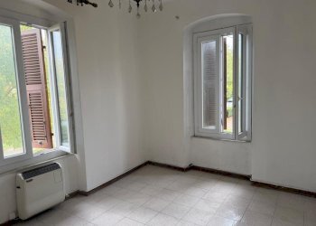 22facd3d-1eb2-4c4c-9dcc-de234eaa3ef6.jpg - Casa semi indipendente Viale Giuseppe Mazzini 10, Sarzana - foto 1