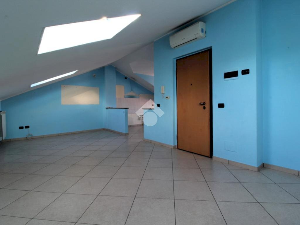 Four-room apartment Via Leopoldo Fagnani, Sedriano - photo 2
