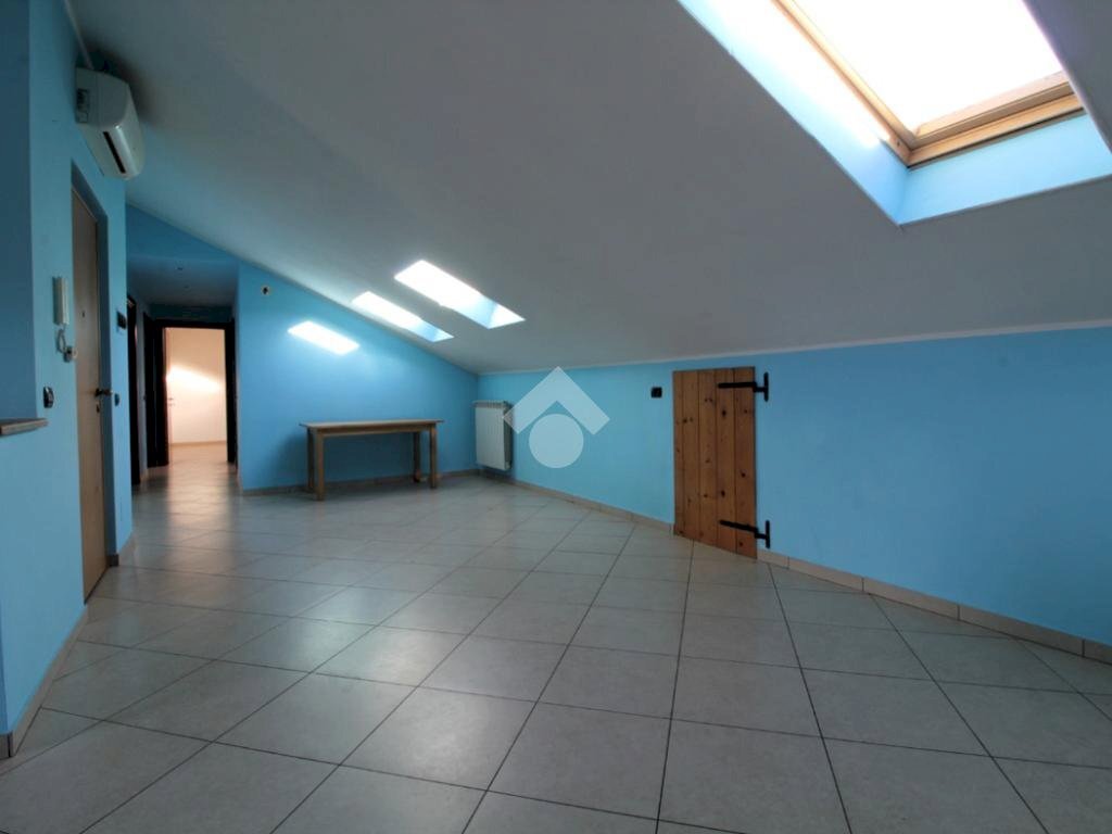 Four-room apartment Via Leopoldo Fagnani, Sedriano - photo 1